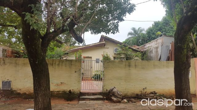 VENDO CASA ZONA ALTA RESIDENCIAL BARRIO MBURUCUYA — foto 2