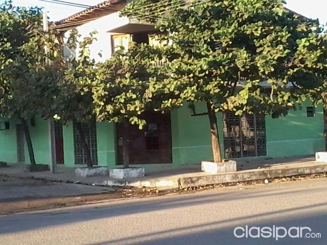 Alquilo amplio salon comercial — foto 2