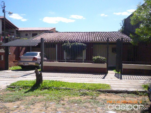 HERMOSA CASA EN VENTA ZONA REPUBLICANO RESIDENCIAL, — foto 3