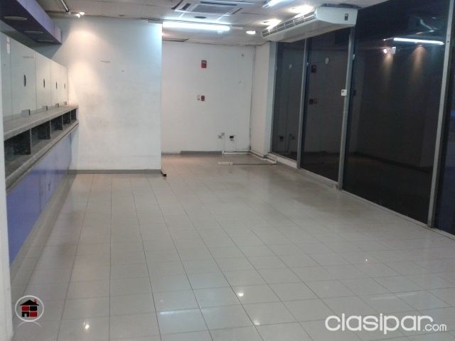 Salón en esquina en el Microcentro — foto 3