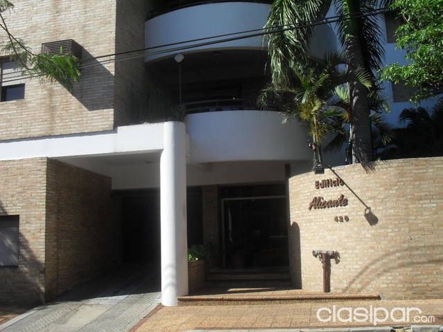 ALQUILO HERMOSO PENTHOUSE ZONA CENTRO — foto 2