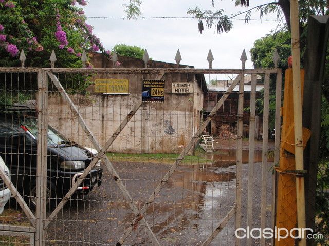 EDIFICIO EN EL CORAZON DE ENCARNACION — foto 3