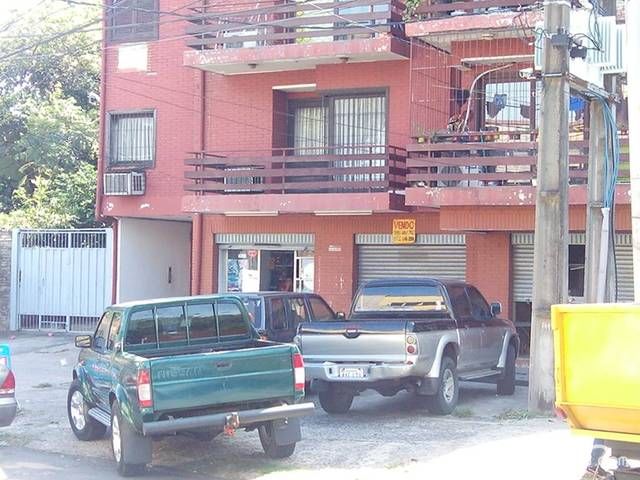 Vendo 3 salones comerciales en pleno centro — foto 2
