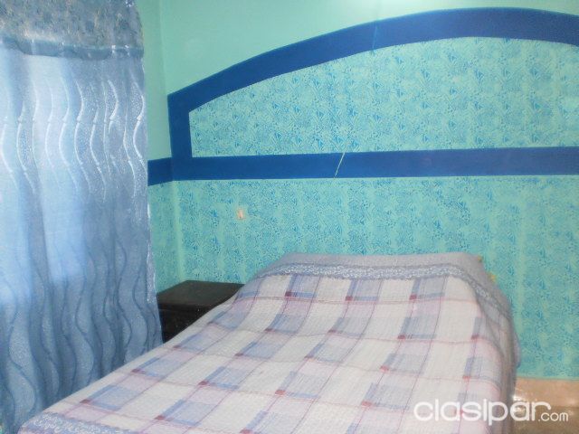 HERMOSA CASA CON SALON COMERCIAL — foto 3