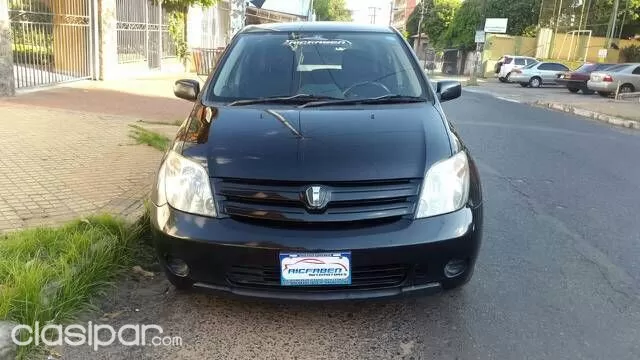 Toyota Ist 2003 - foto 2