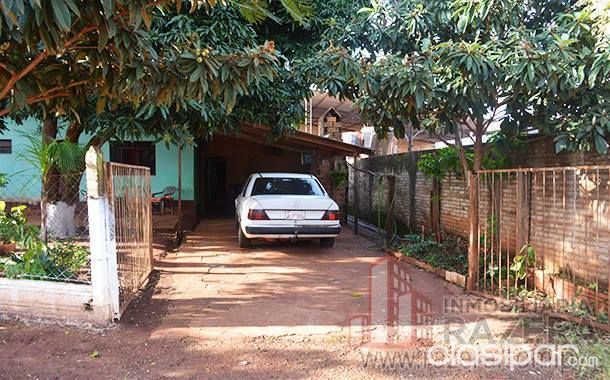 VENDE-SE CASA A UMA CUADRA DO ASFALTO — foto 3