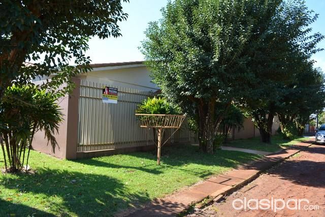 VENDE-SE CASA DE ESQUINA EM NARANJAL — foto 3