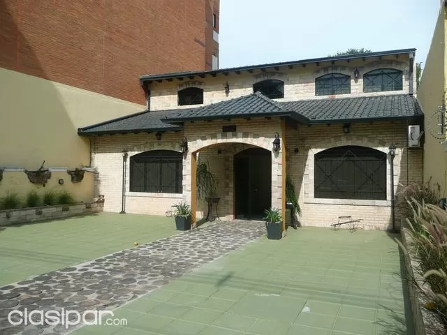 HGA INMOBILIARIA ALQUILA PARA OFICINA AMPLIA CASA SOBRE KUBISCHECK — foto 2