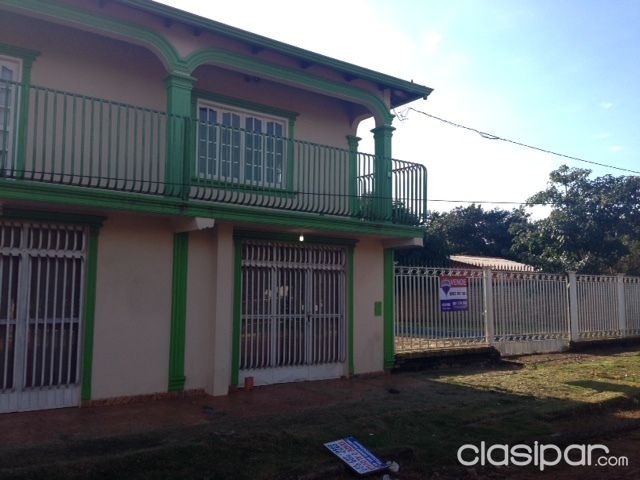 REMAX VENDE CASA EN LA CIUDAD DE HERNANDARIAS. — foto 2