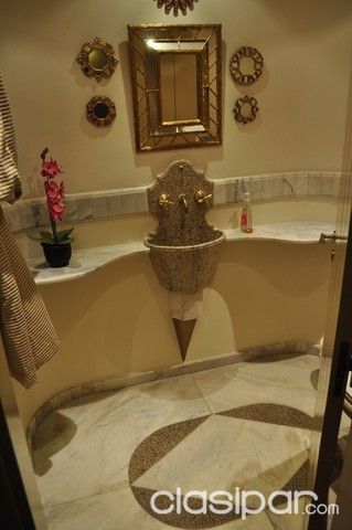 BUENA RESIDENCIA EN BARRIO CARMELITAS — foto 3