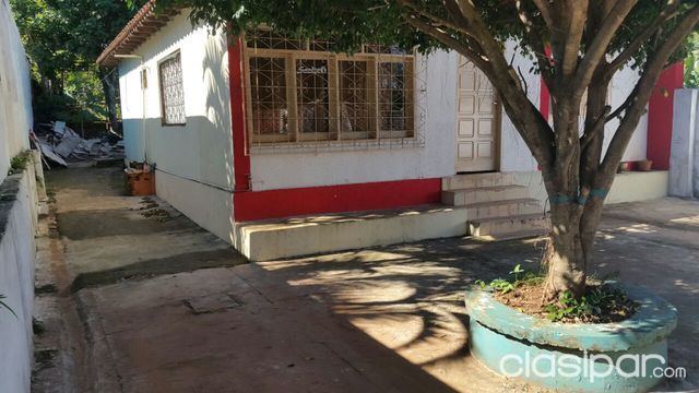 Terreno con casa 12mts x 54mts — foto 2