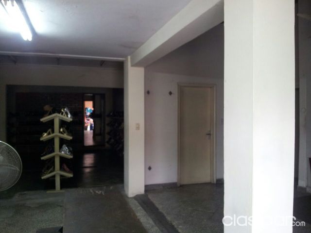 VENDO SALÓN COMERCIAL SOBRE AVENIDA ESPAÑA — foto 2