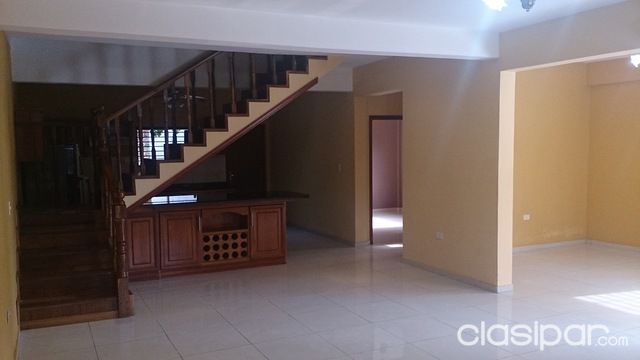 Alquilo Hermosa Casa zona Luque - 4º Barrio — foto 2