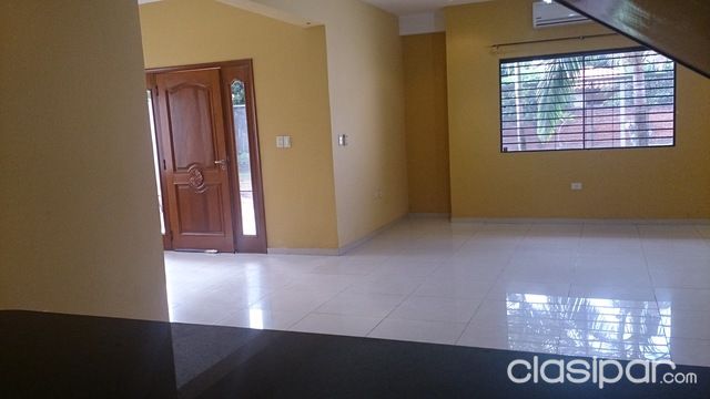 Alquilo Hermosa Casa zona Luque - 4º Barrio — foto 3