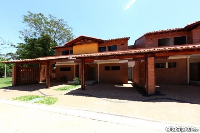 OFERTA ESPECIAL!!!ALFA INMOBILIARIA VENDE!!DÚPLEX CONDOMINIO CERRADO LOS ÁLAMOS — foto 2