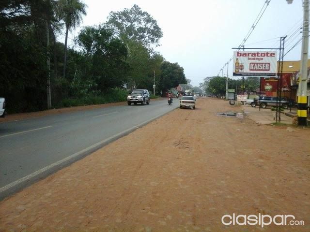 EN LUQUE A 150 ASFALTO ZONA CENTRICA REMATO HERMOSOS TERRENOS — foto 2