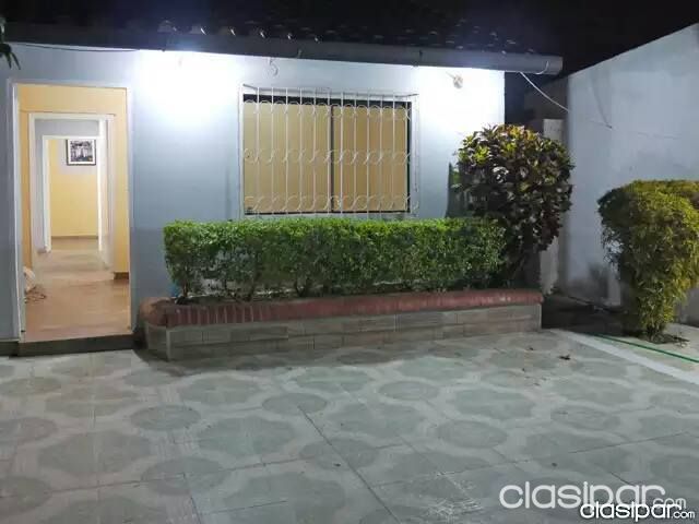 CASA LUQUE Bº MOLINOS — foto 2