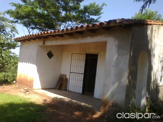 HERMOSA CASA EN YPANÉ — foto 2