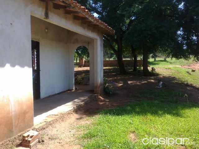 HERMOSA CASA EN YPANÉ — foto 3