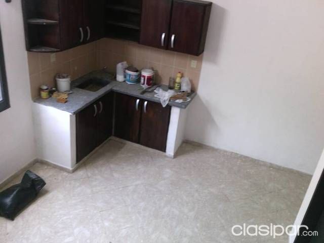 Departamento a estrenar. Curva de la muerte.. Con cochera. 2 habit. Baño. Cocina comedor semi amoblado. 0981356377 — foto 2