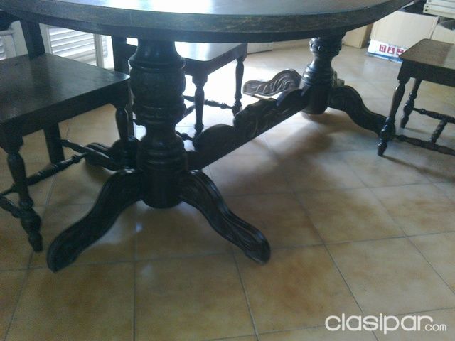 Vendo Mesa tallada con 7sillas — foto 2
