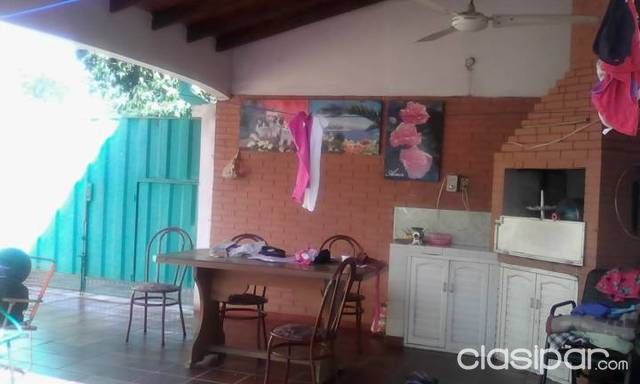 Vendo hermosa casa en barrio lerida san Lorenzo — foto 3