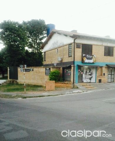 Oferta!!!! Lujosa esquina sobre Perón esquina el trabajador especial para sucursal bancaria o financiera — foto 2