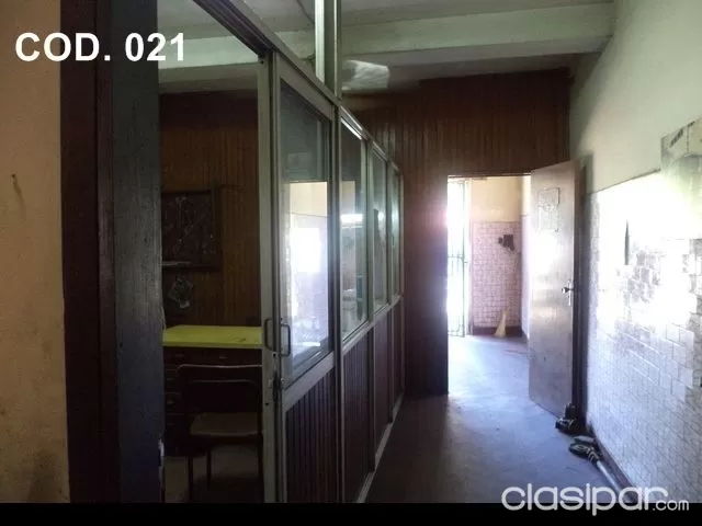 VENDO (EX PARADA RAPIDO CAAGUAZU) EDIFICIO DE DOS PLANTAS P OFICINAS — foto 3