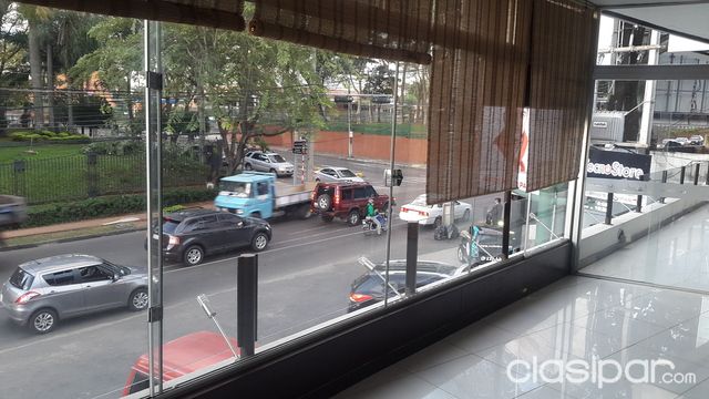 300 m2 OFICINA SOBRE AV.ESPAÑA CON AMPLIO ESTACIONAMIENTO Y TERRAZA — foto 2