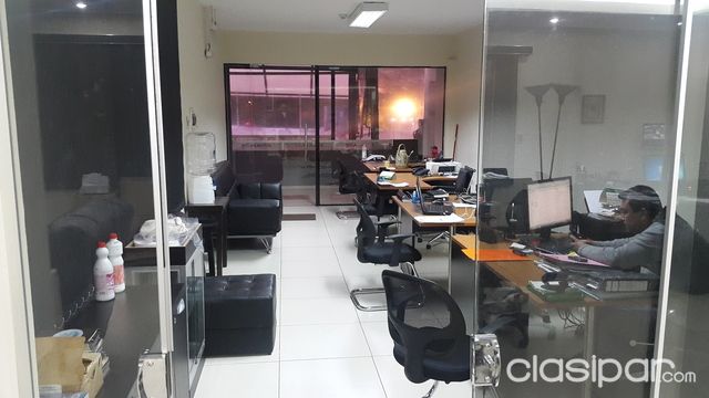 OFICINA SOBRE AV.ESPAÑA CON ESTACIONAMIENTO PRIVADO PARA 100 AUTOS — foto 2