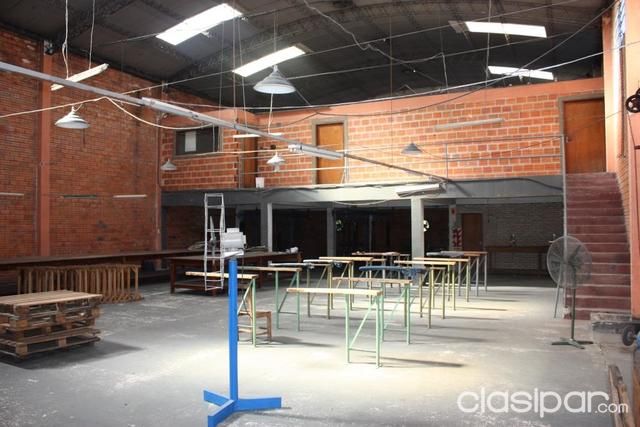 TINGLADOS CON OFICINA Y SHOW ROOM ATRAS EL COLEGIO GOETHE — foto 3