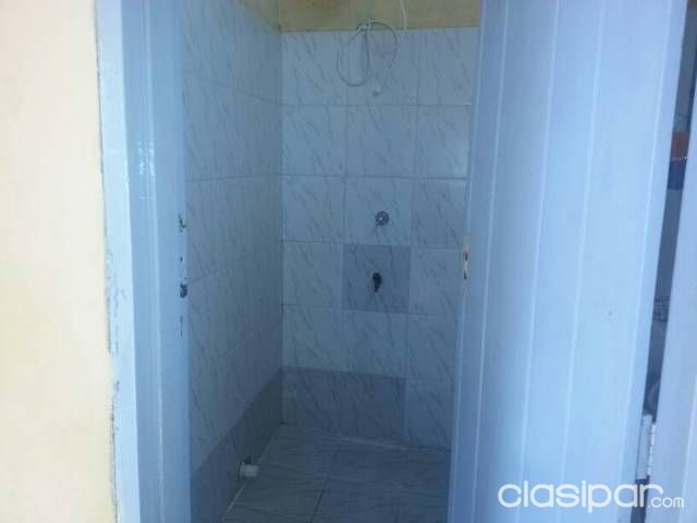 Vendo casa itaugua centro frente a colegio amado bittar — foto 3