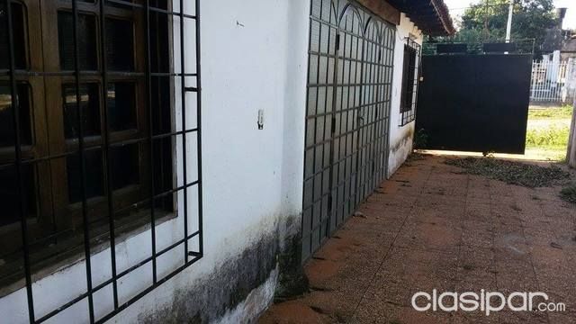 ELYSIUM INMUEBLES VENDE: EXCELENTE CASA EN ESQUINA – VILLA ELISA! — foto 2
