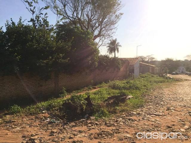 ELYSIUM INMUEBLES VENDE: EXCELENTE CASA EN ESQUINA – VILLA ELISA! — foto 3