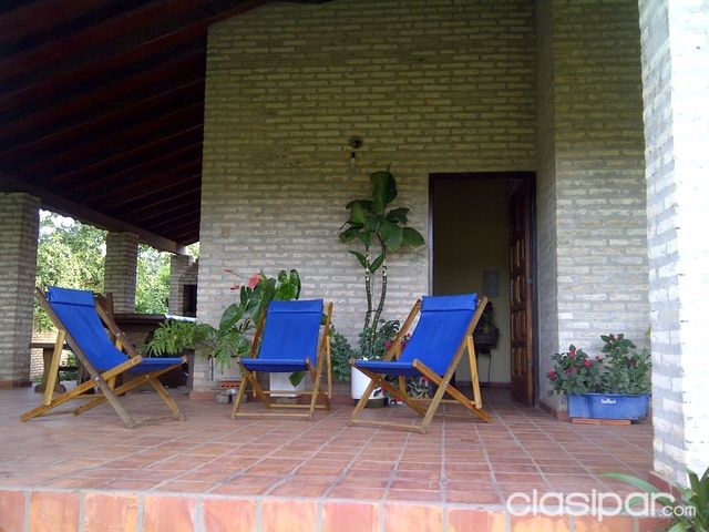 PIRIBEBUY - Hermosa casa frente mismo al arroyo. — foto 2