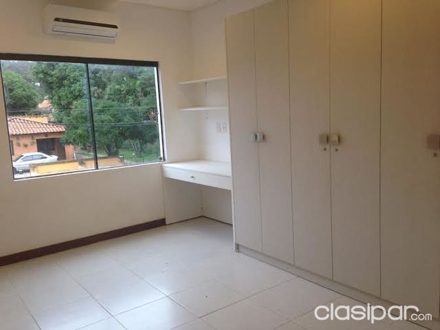 VENDO HERMOSISIMO DUPLEX EN BARRIO MBURUCUYA — foto 2