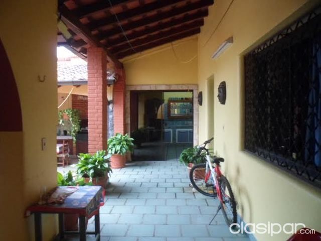 VENDO CASA COMO TERRENO EN LAS MERCEDES — foto 3