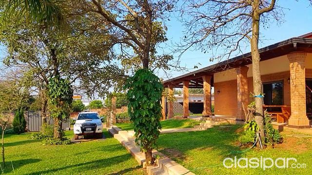 VENDO HERMOSA Y AMPLIA RESIDENCIA EN LUQUE ZONA RAKIURA — foto 3