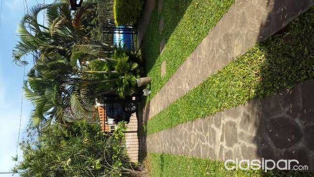 Vendo Casa en zona Laurelty Luque — foto 2