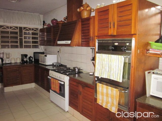 VENDO HERMOSA CASA, UBICADA EN BARRIO NAZARETH, IDEAL PARA OFICINA O VIVIENDA. — foto 2