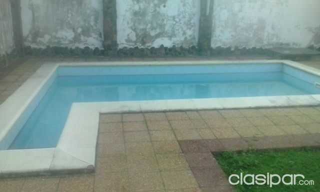VENDO CASA DE TRES PISOS EN ASUNCION BARRIO LAS CARMELITAS. — foto 3