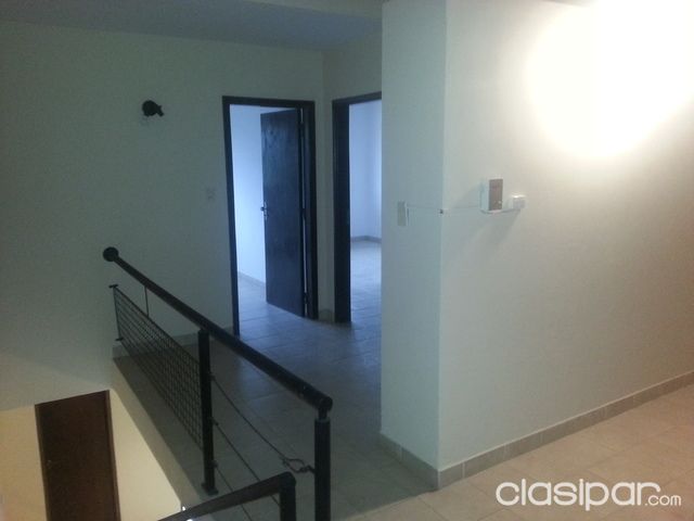 Vendo hermoso Duplex en luque! Excelente ubicación — foto 2