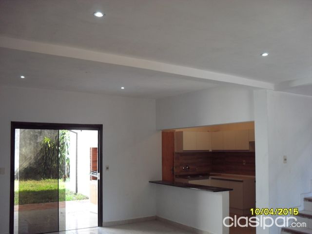 VENDO DUPLEX ZONA MARISCAL LOPEZ Y LIBERTAD — foto 3