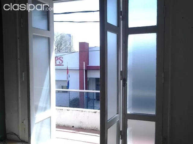 ALQUILO LOCAL PARA OFICINA AL LADO DEL COLEGIO INTER. — foto 2