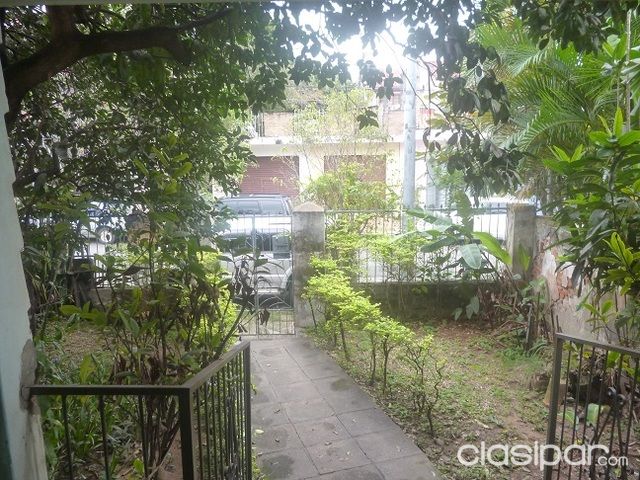 Vendo hermosa casa en Barrio Las Mercedes a cuadras de Avenida España (Asuncion) — foto 3