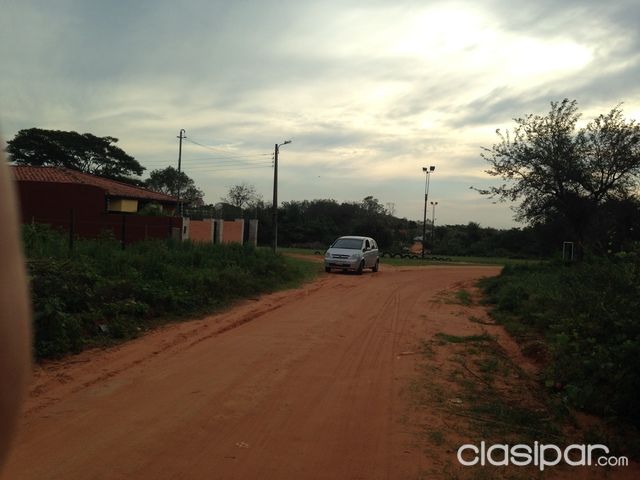 Vendo dos Lotes en zona del Aeropuerto Luque 915 m2 — foto 3