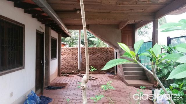 Vendo CASA en AREGUA — foto 2