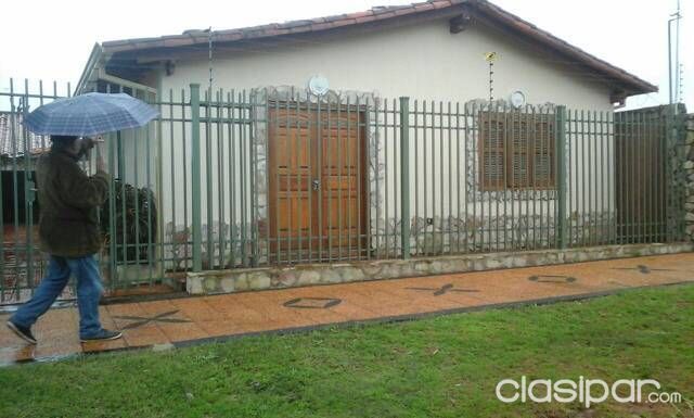 Oferto una casa en km. 25 ruta 2. — foto 2