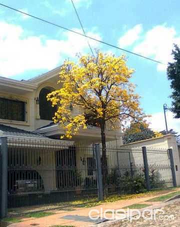ALQUILO HERMOSA RESIDENCIA ZONA MBURUCUYA — foto 2