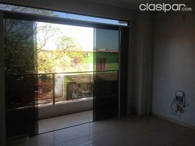 Salon comercial y Dpto. en Pdte. Franco — foto 2